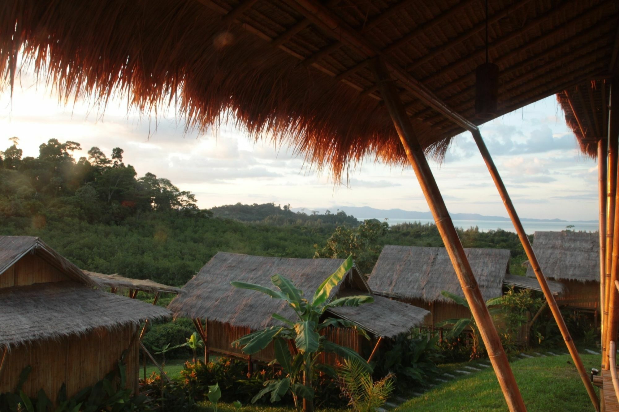 Phuree Hut Koh Phayam Exterior foto